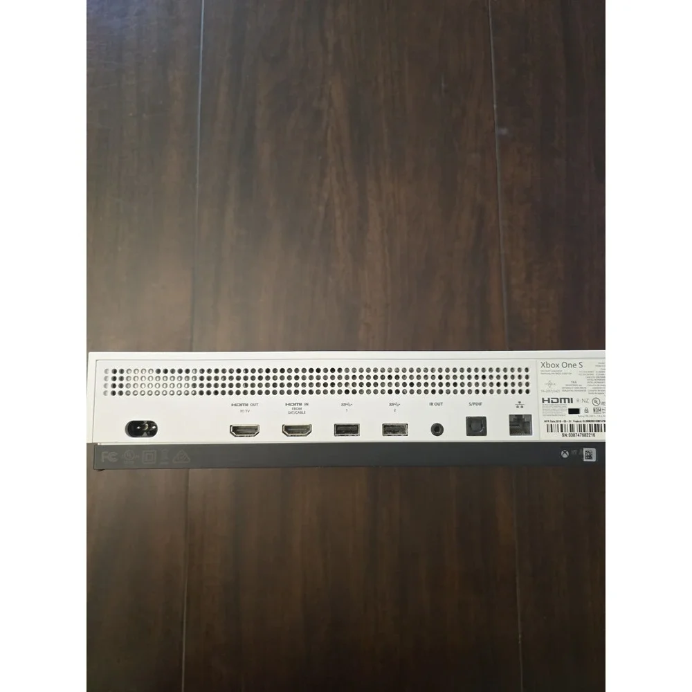 Microsoft‎ Xbox One S 1TB Console Bundle w/ Wireless Controller And 1 Game